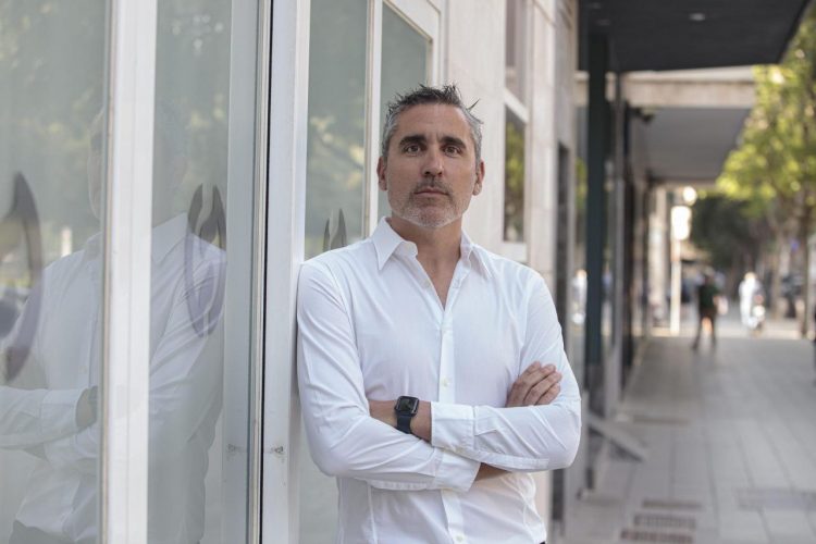 La Dra. Nadiya Popel opina sobre los tres jefes que la han expulsado del Colegio de Médicos de Baleares