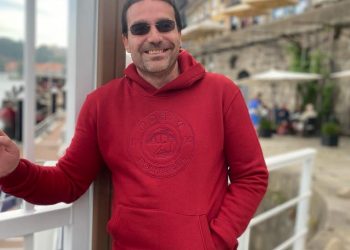 “Hace un año y tras llamada de las Cortes, RNE me retiró de la parrilla un programa dedicado a la plandemia. Aún no me han dicho por qué”(AARÓN GARCIA PEÑA