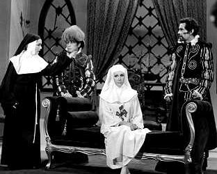 Menos Halloween y más metafísica