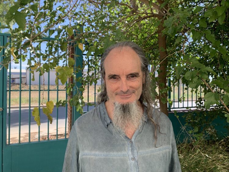 Luis Antonio Lázaro: «Soy un microgranjero de microrganismos que tienen superpoderes»