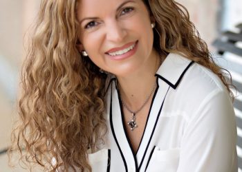 La bióloga marina Ingrid Honkala y su increíble conexión con los seres de luz