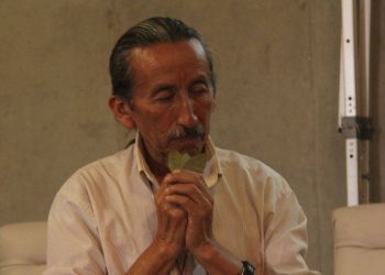 El peruano Agustín Guzmán guía a quien quiere experimentar nuevos estados de conciencia con plantas como la wachuma o la ayahuasca