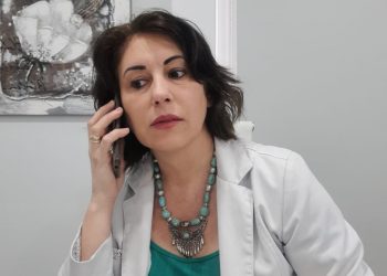Dra Viviane Lens. “La ozonoterapia actúa muy bien en todas las patologías dolorosas de columna, de rodilla, codo (epicondilitis y epitrocleitis), artrosis y artritis. Los mejores resultados los obtengo en lesiones de columna”