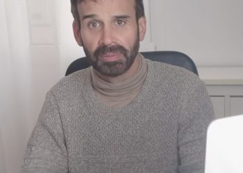 “La naturaleza es un enigma y la aguja lo que hace es dañar al cuerpo y este reacciona. Buscamos reacciones naturales y controladas del cuerpo, que son las que curan”, señala David Luján, acupuntor y psicólogo