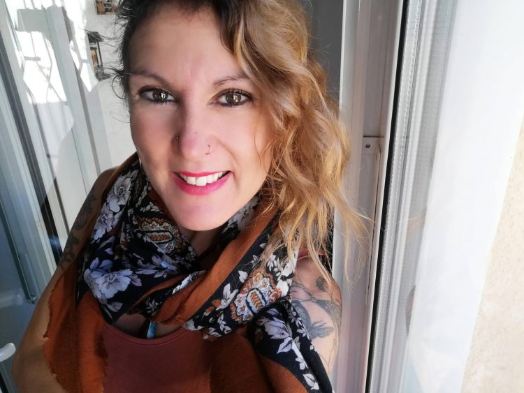 “Yo me voy a Molinos y mis hijos a Barcelona, yo tengo que seguir mi camino, lo que me haga sentir bien. Y si yo estoy bien todo lo que voy a dar va a ser mucho mejor”, confiesa la naturópata Gloria Fernández