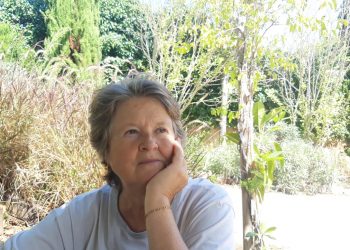 “Nuestro invernadero es el mayor de plantas medicinales de toda Europa en variedad”, informa Lola Romo, presidenta de Dulce Revolución y brazo derecho de Josep Pámies