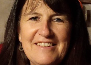 “Hay 62 elementos químicos no declarados en todas las marcas de las vacunas de la COVID”, advierte la bióloga Marcela Sangorrín