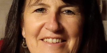 “Hay 62 elementos químicos no declarados en todas las marcas de las vacunas de la COVID”, advierte la bióloga Marcela Sangorrín