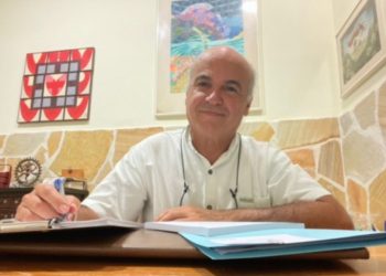“En la OMS hay una estrategia para promover las medicinas complementarias en los servicios nacionales de salud de todos los países” , asegura el doctor Sergio Sánchez, presidente de la Sociedad Canaria de Medicina Integrativa