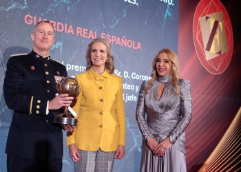 “No son políticos, son vividores de la política que coaccionan a los ciudadanos con impuestos”, plantea Emilia Zaballos