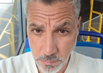 “Canarias es una gran plataforma de distribución de seres humanos”, asegura Iván González, miembro de la Asociación de Vecinos de la Isleta