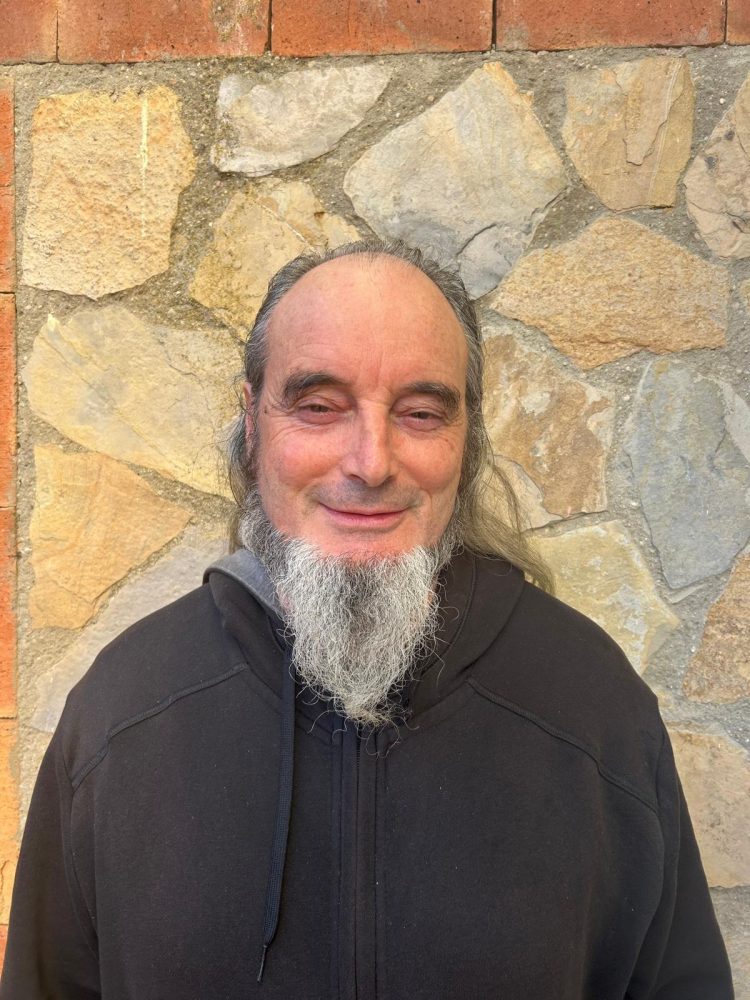 “El inicio de todas las enfermedades está en una inflamación intestinal que puede somatizarse 10 o 15 años después en el órgano más débil que tengas” asegura Luis Lázaro, director del laboratorio Microviver.