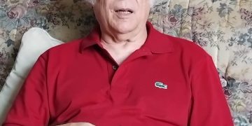 “La batería más eficiente es la de ión litio que es mil veces recargable y cuenta con una capacidad energética del 90 por ciento”, plantea el ingeniero industrial Asensio Martínez, experto en el coche eléctrico